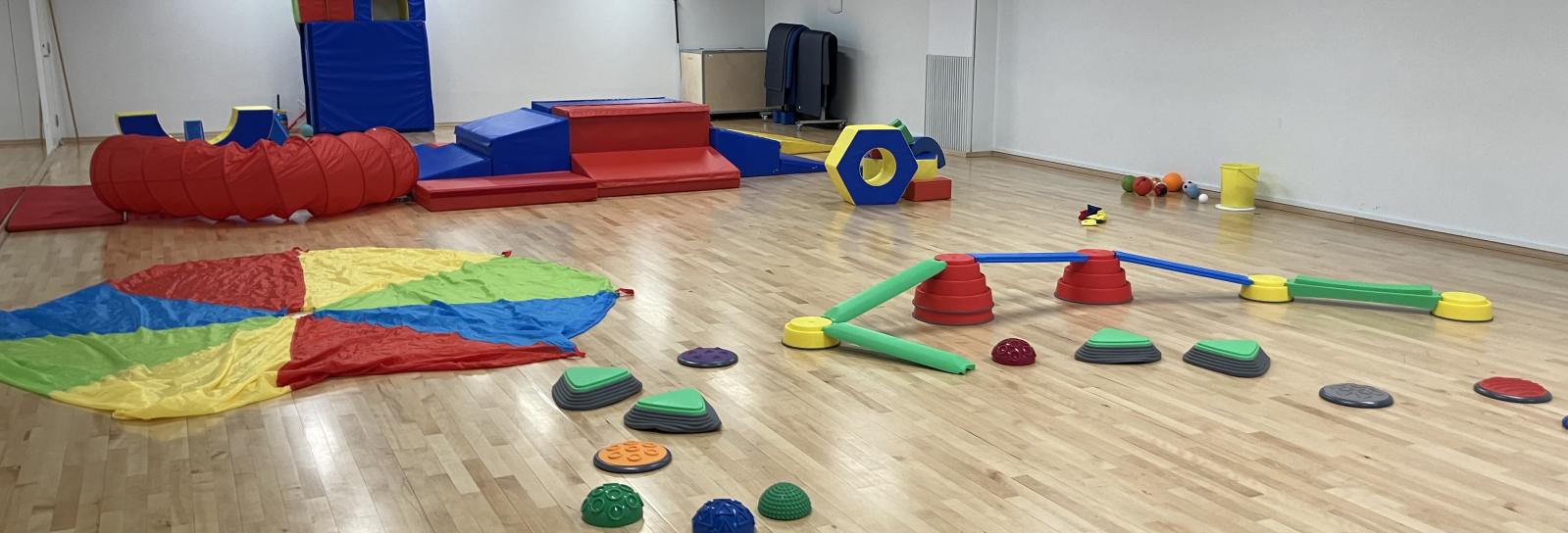 Holdsal med eksempel på opstilling